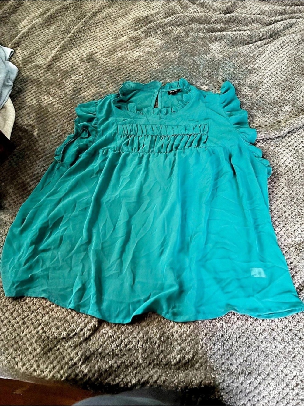 Womens size 2 TORRID Athletic Shorts in teal